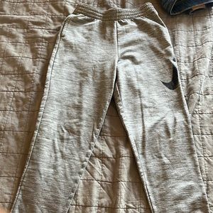 Nike Dri-fit standard fit joggers size X-Large kids